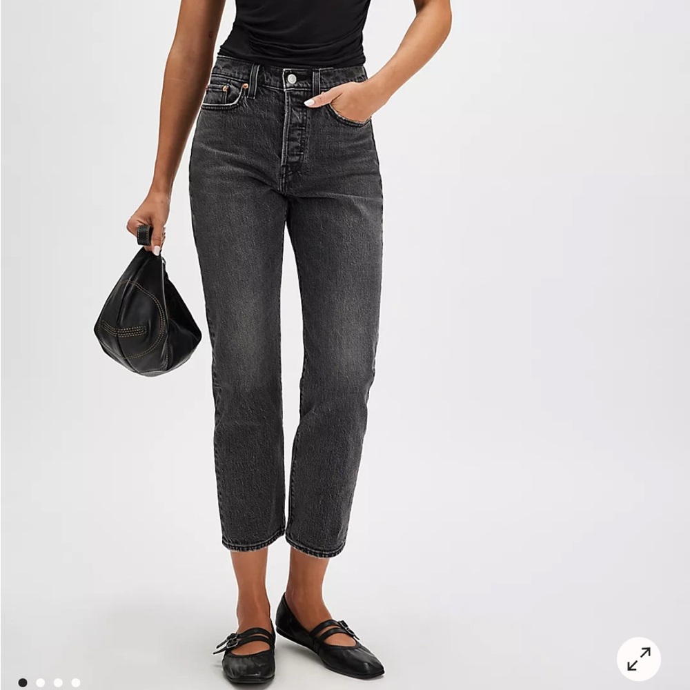 Levi’s Wedgie Straight Ankle Black Jeans - Size 27